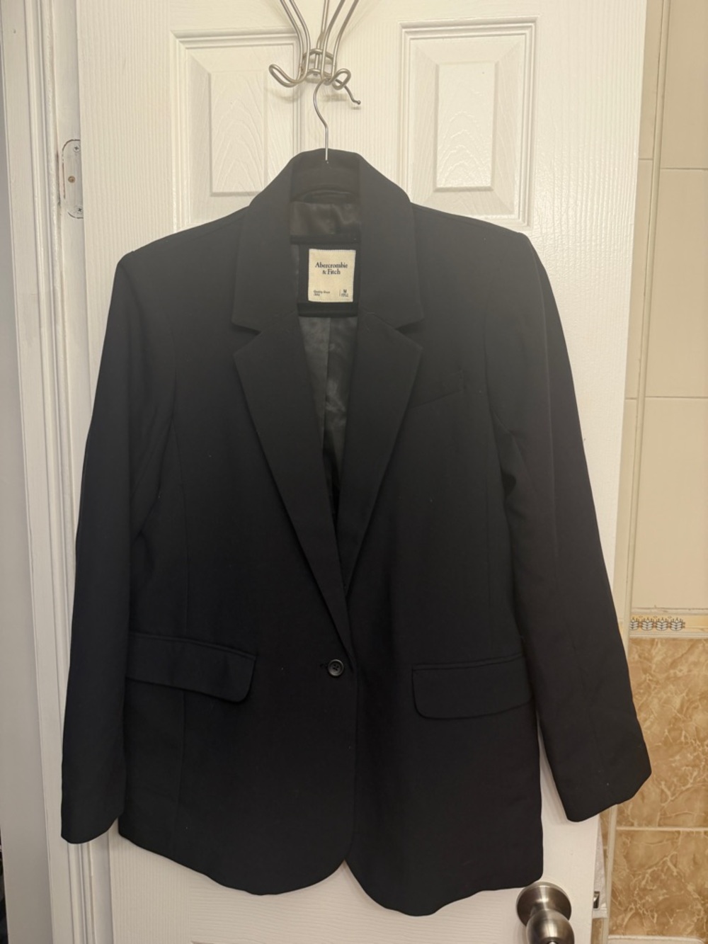 Abercrombie & Fitch Women's Black Single-Button Blazer